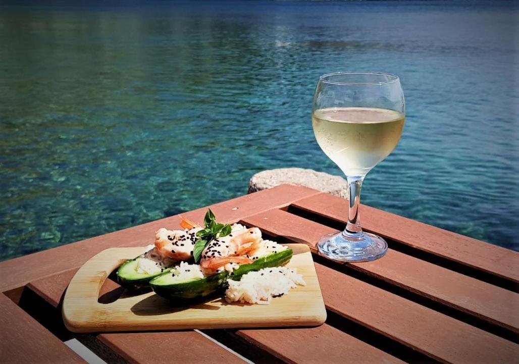 Symi . Villa Calme Zewnętrze zdjęcie
